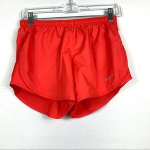 Nike Modern Embossed Tempo Shorts